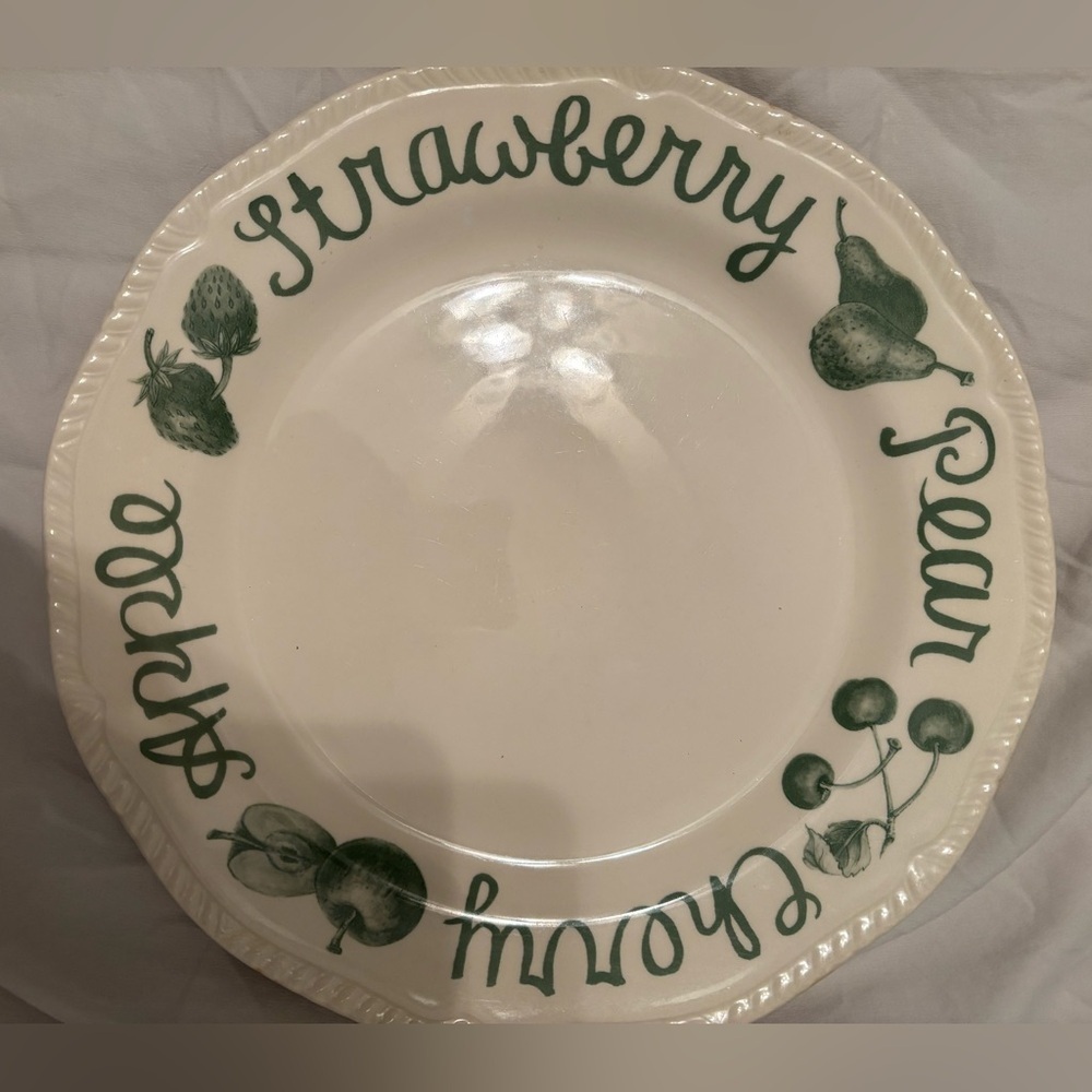 Vintage Wood & Sons country green dinner plate